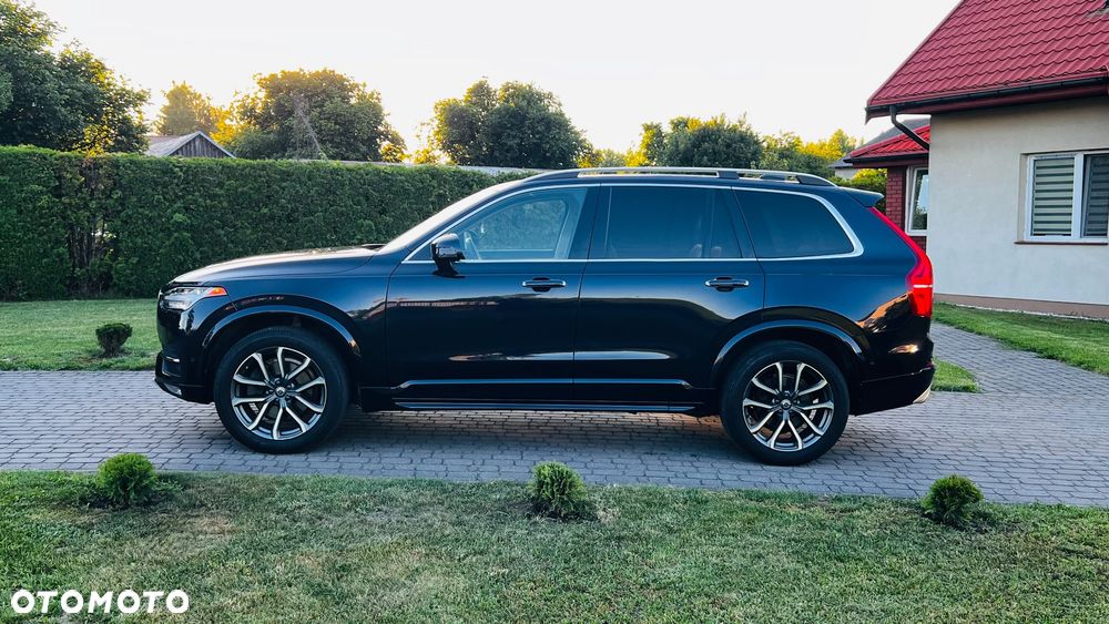 Volvo XC 90 - 9