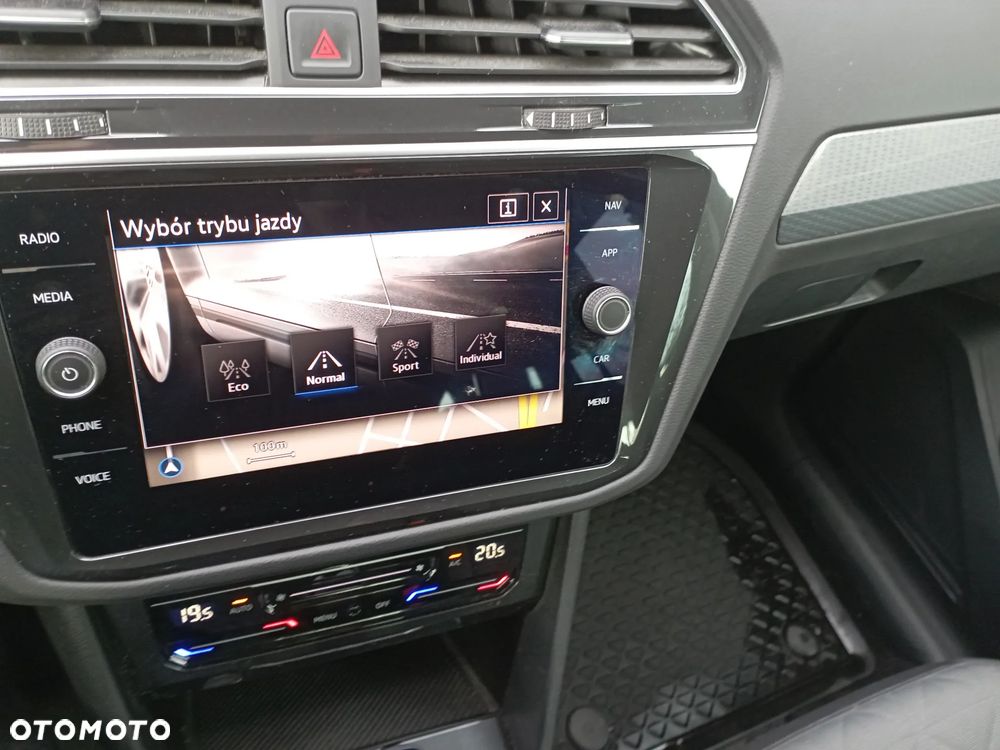 Volkswagen Tiguan - 18