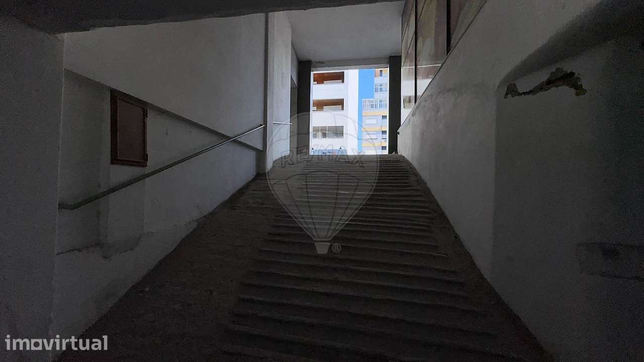 Garagem  para venda - Grande imagem: 2/15