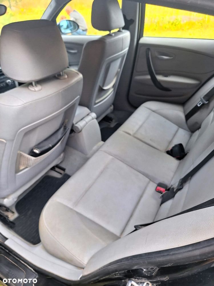 BMW Seria 1 118i - 6