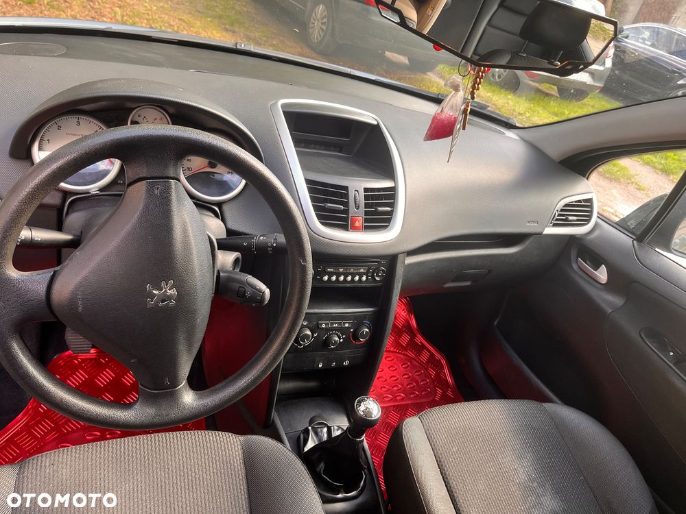 Peugeot 207 1.6 HDi - 4