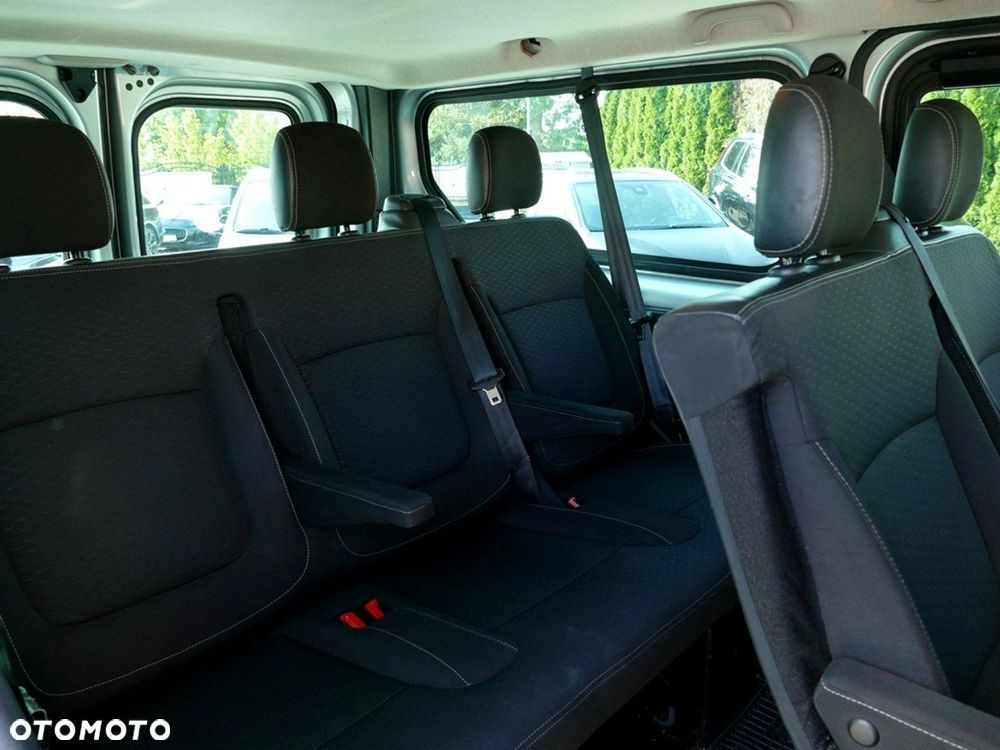 Opel Vivaro - 31