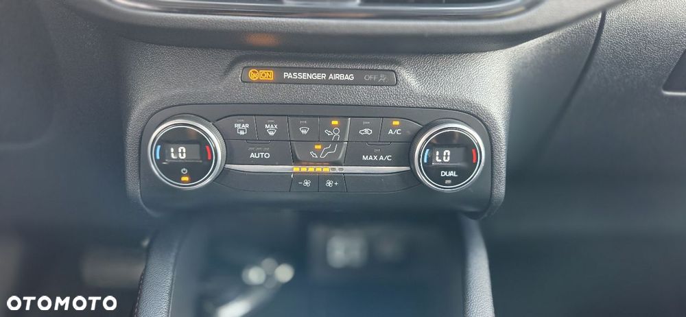 Ford Kuga - 26