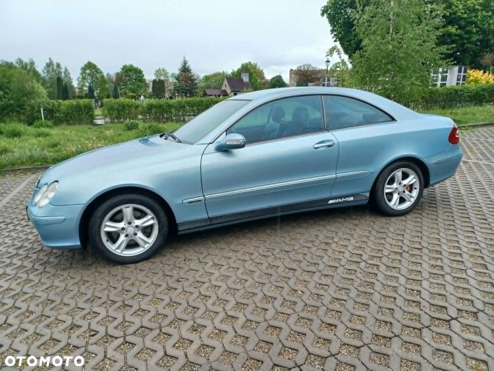 Mercedes-Benz CLK - 3