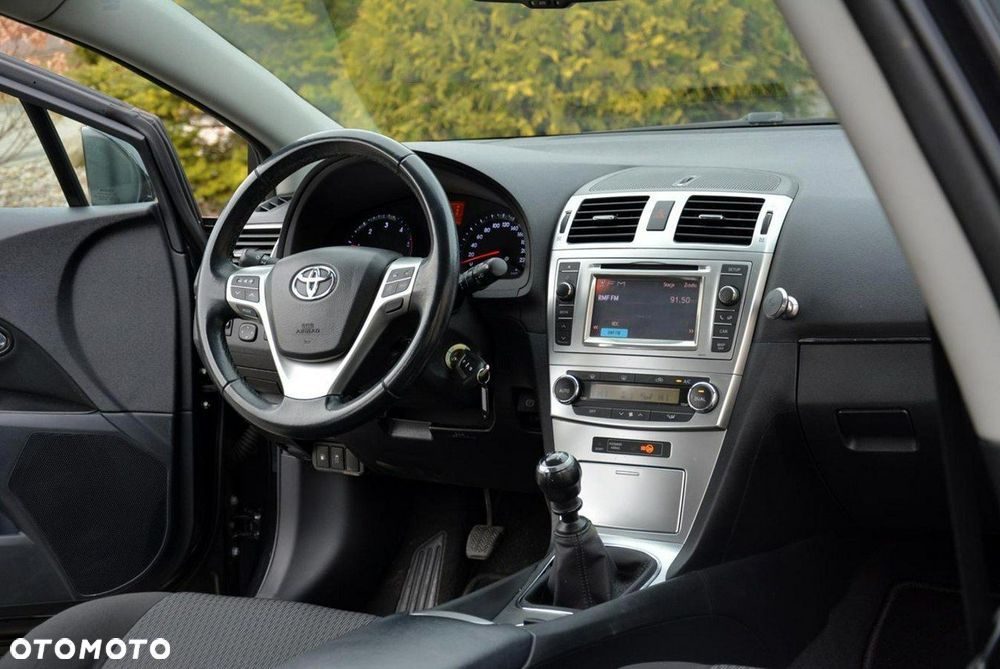 Toyota Avensis 2.0 D-4D Comfort - 23