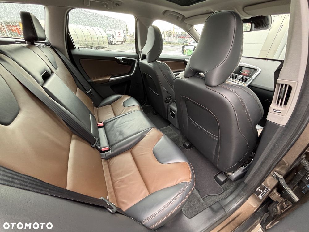 Volvo XC 60 T5 Drive-E Summum - 17