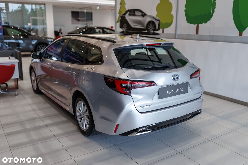 Toyota Corolla 1.8 Hybrid Comfort - 12