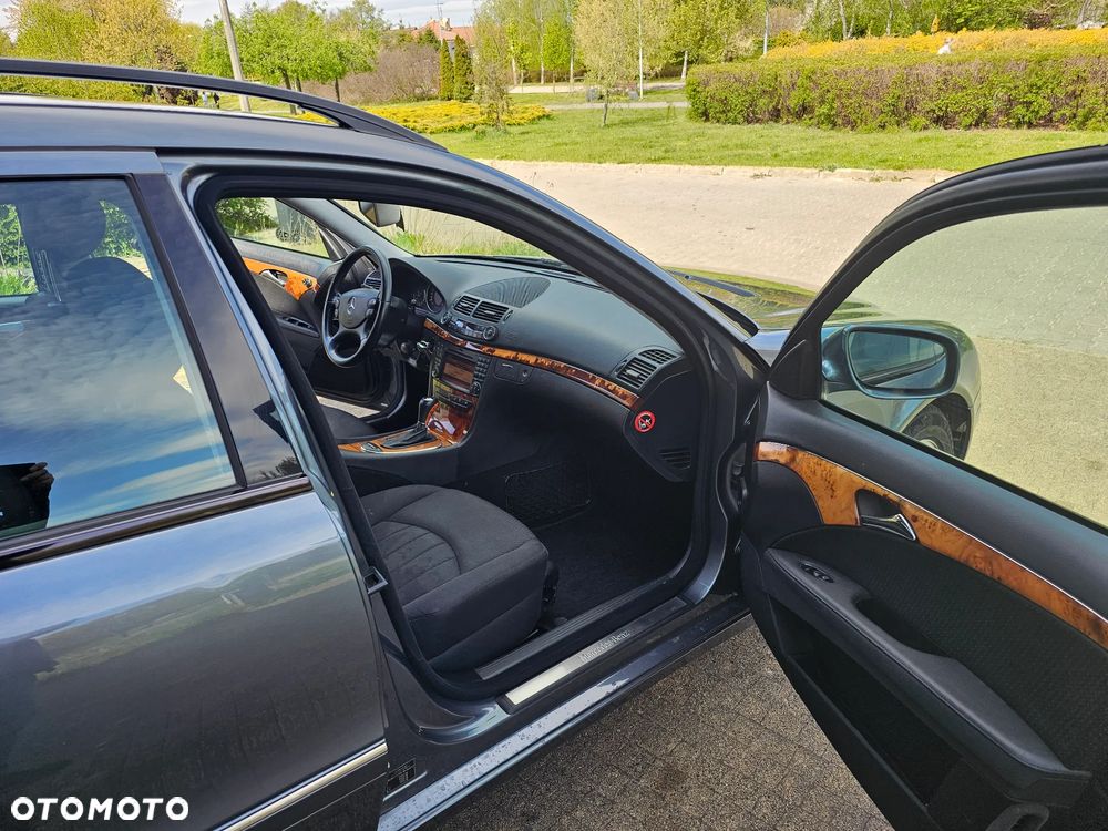 Mercedes-Benz Klasa E 220 CDI Automatik Avantgarde - 19