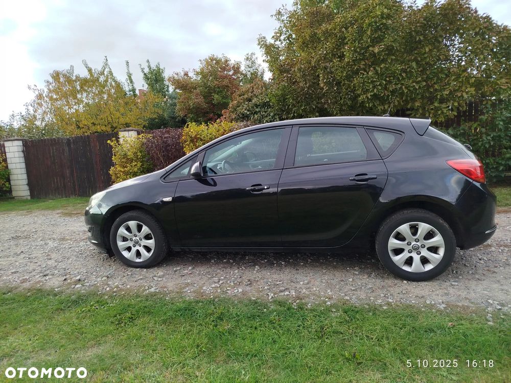 Opel Astra IV 1.7 CDTI Enjoy - 1