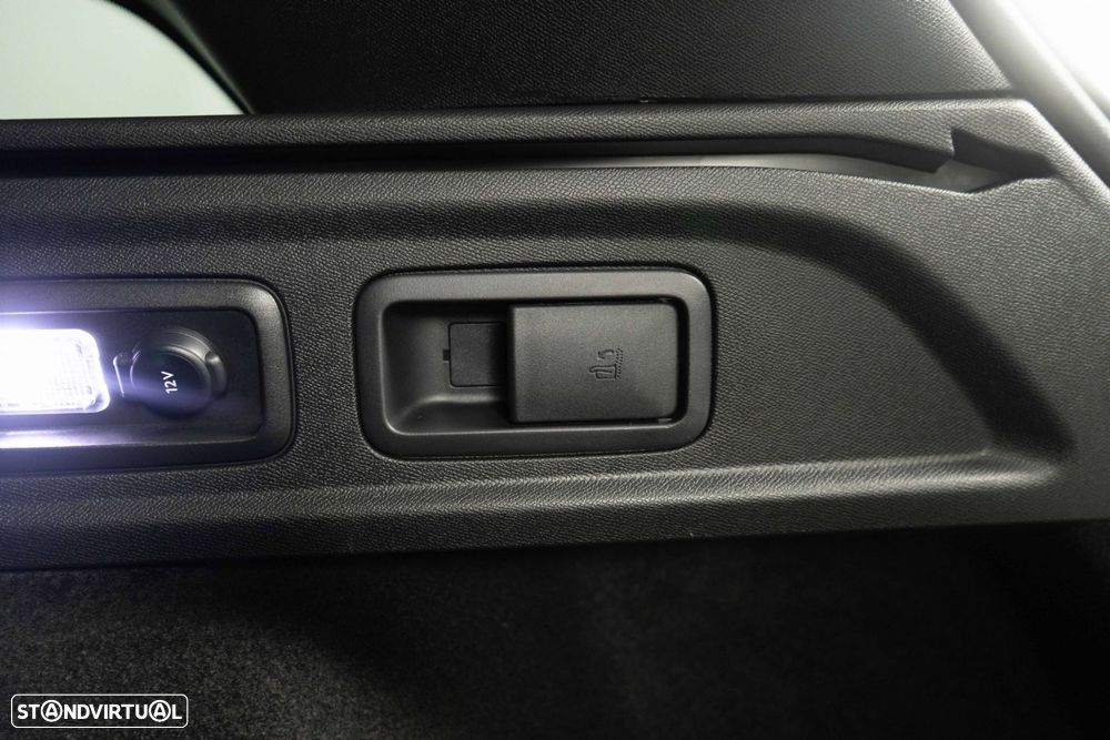 Peugeot 308 SW 1.2 PureTech Allure EAT8 - 15