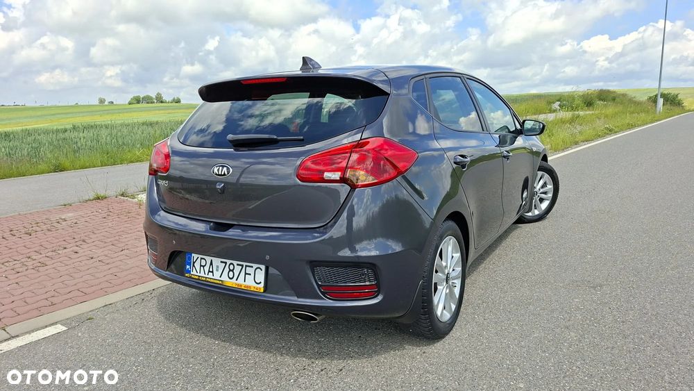 Kia Ceed 1.4 Business Line - 27