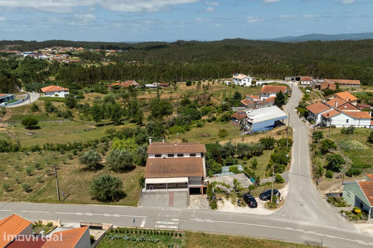 Café e apartamento em Portela de Almagreira - Grande imagem: 4/30