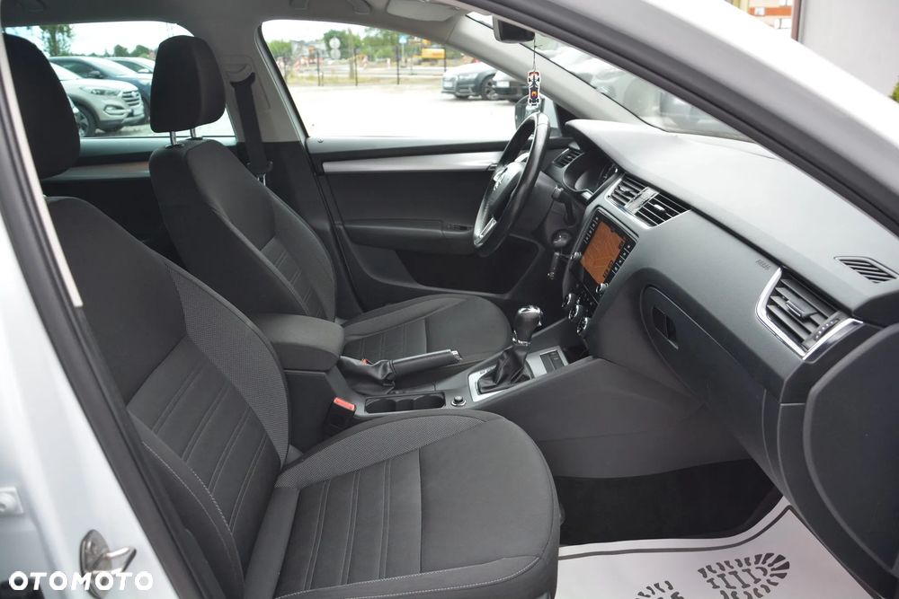 Skoda Octavia 1.6 TDI DSG Ambition - 18