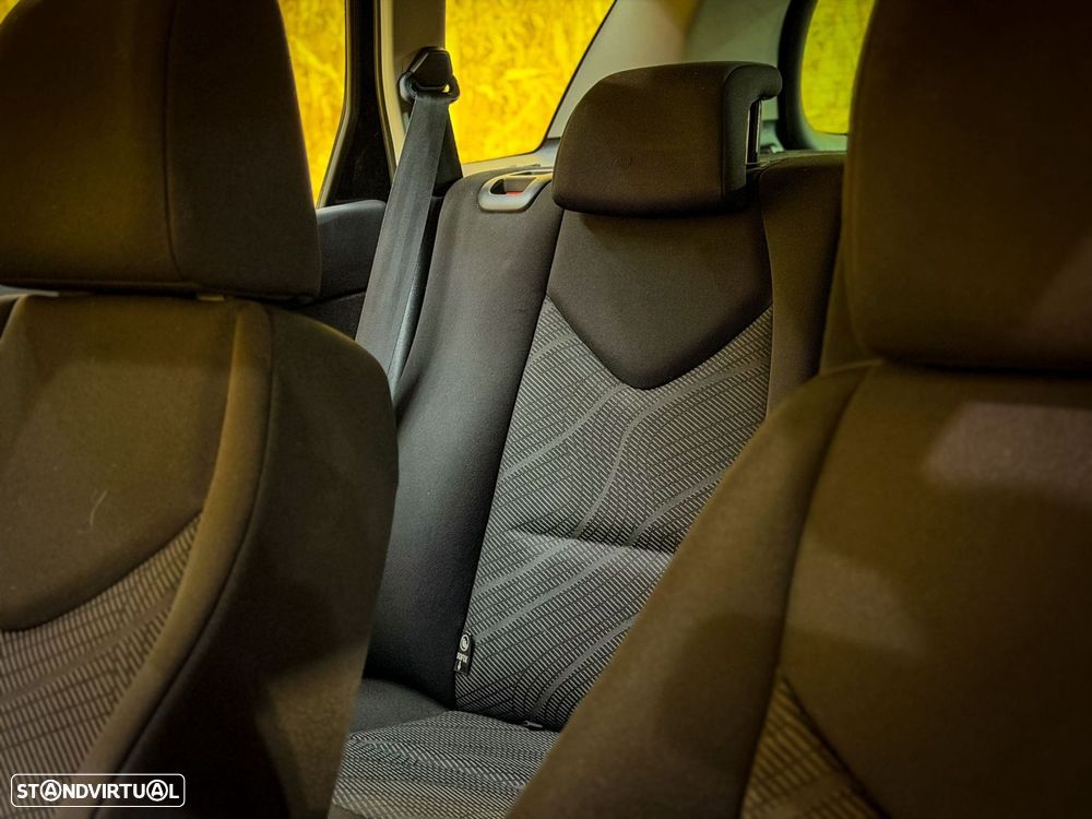 Peugeot 308 SW 1.6 HDi Executive CVM6 - 34