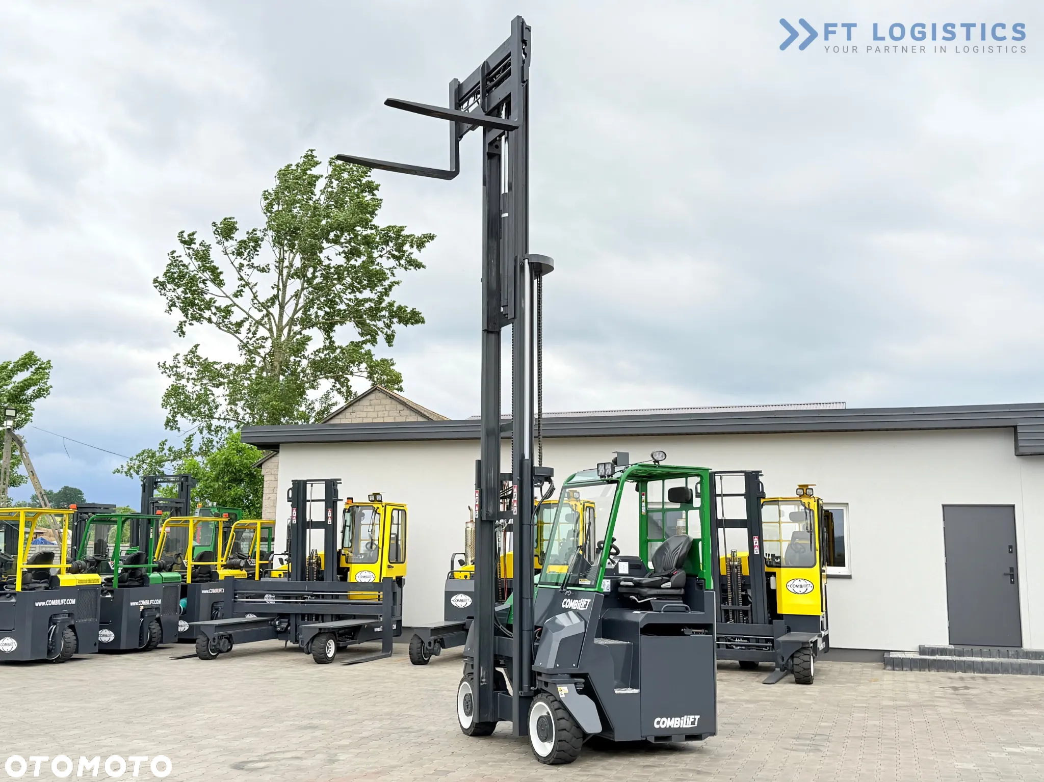 Combilift CBE4000 / TRIPLEX 5200MM / ELEKTRYCZNY / WOLNY SKOK / POZYCJONER / PRZESUW WIDEŁ / JAK NOWY - 29