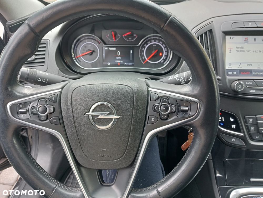 Opel Insignia - 16
