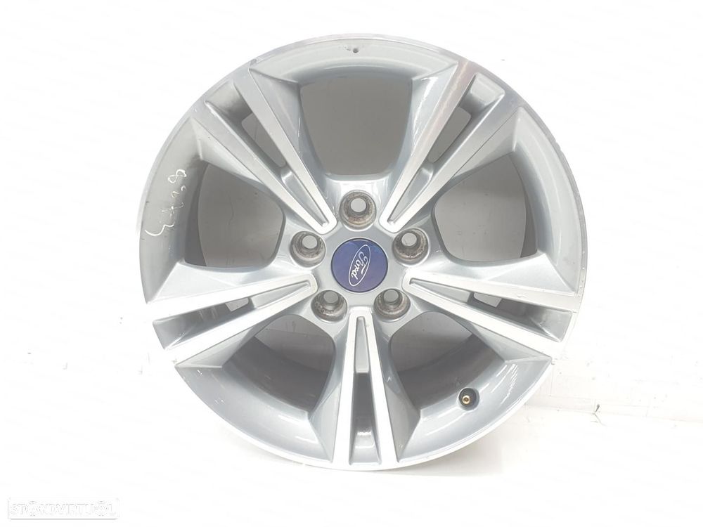 PNEU FORD FOCUS BERLINA CB8 - 1