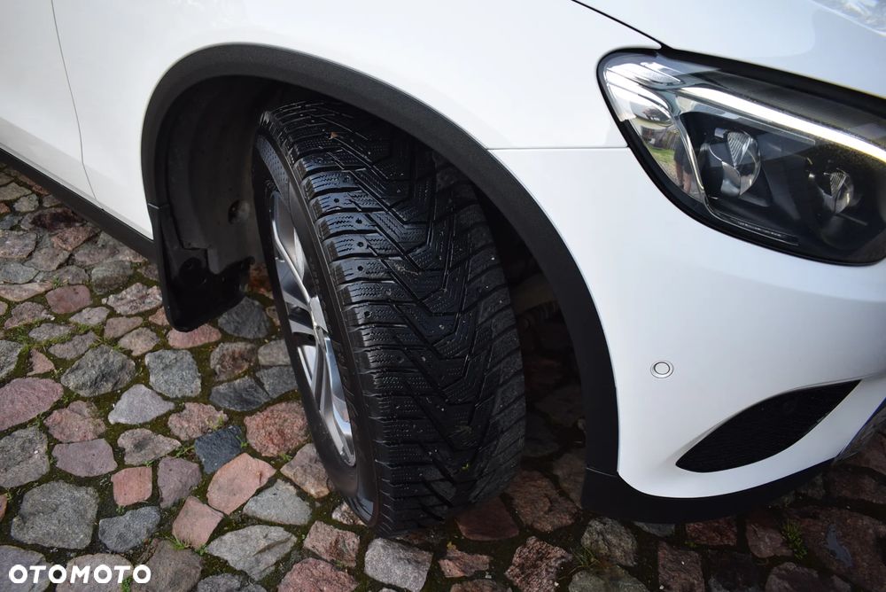 Mercedes-Benz GLC - 19