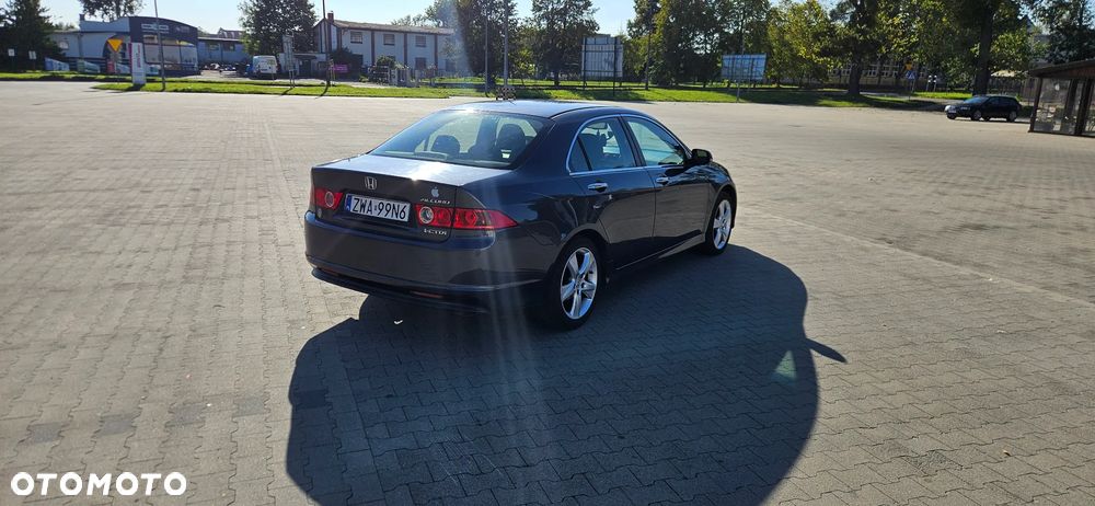 Honda Accord - 6