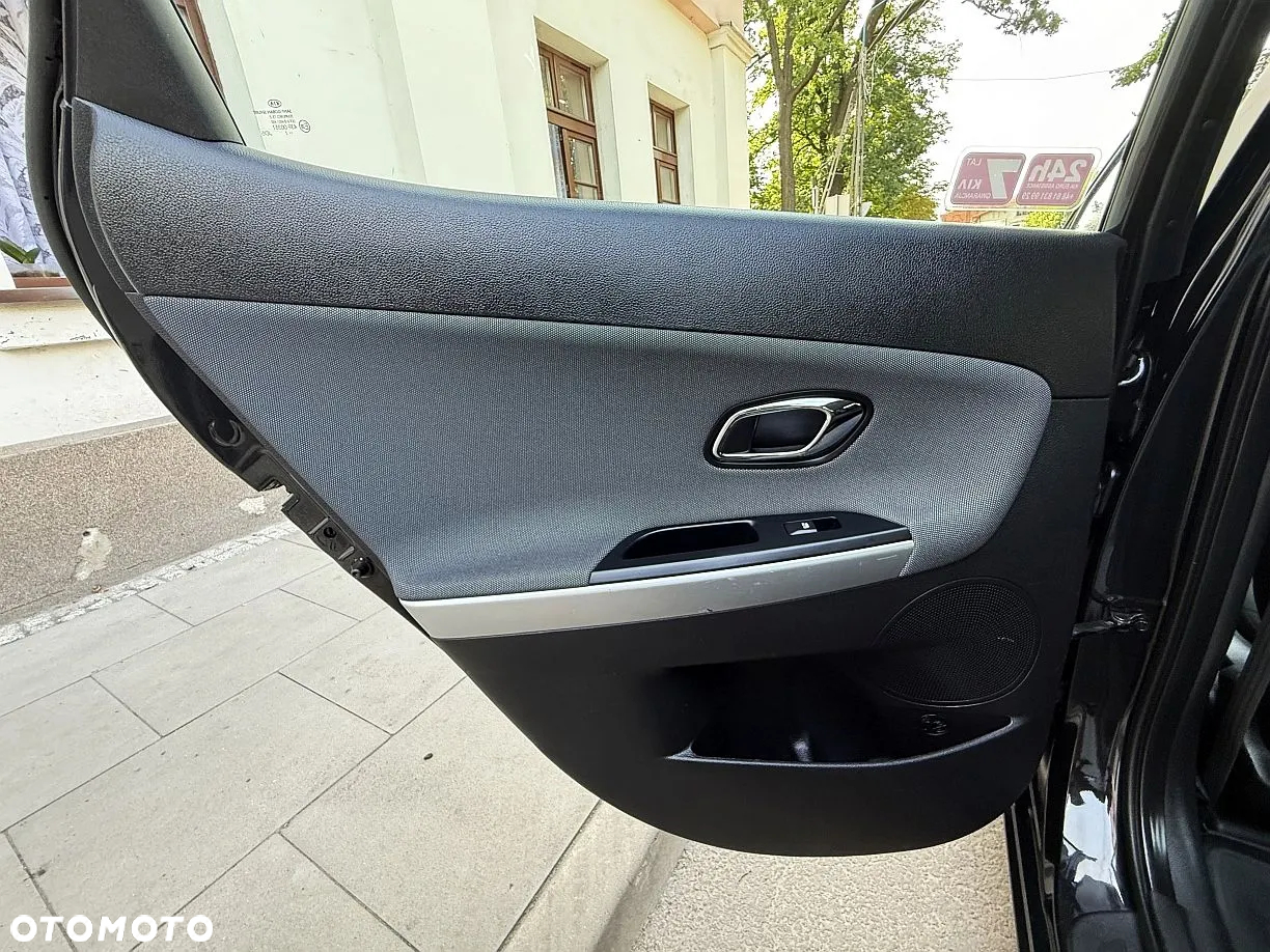 Kia Ceed Cee'd 1.6 CRDi L - 32
