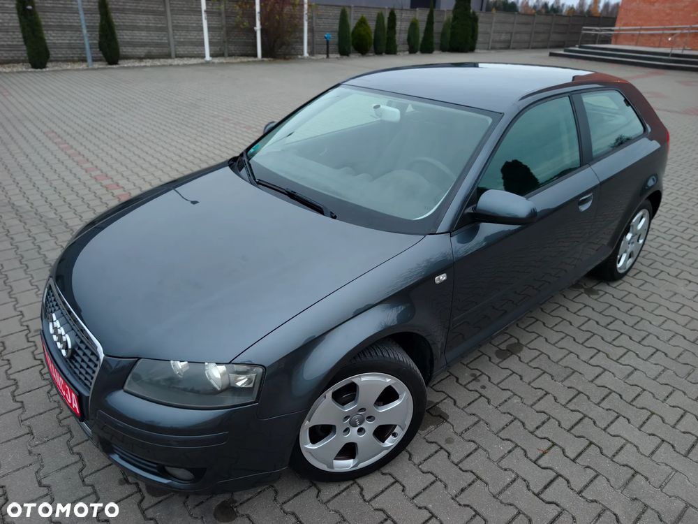 Audi A3 3-drzwiowe 1.6 Attraction - 31