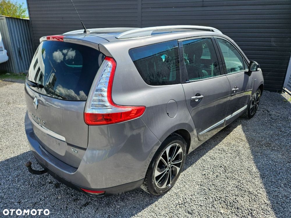 Renault Grand Scenic - 22