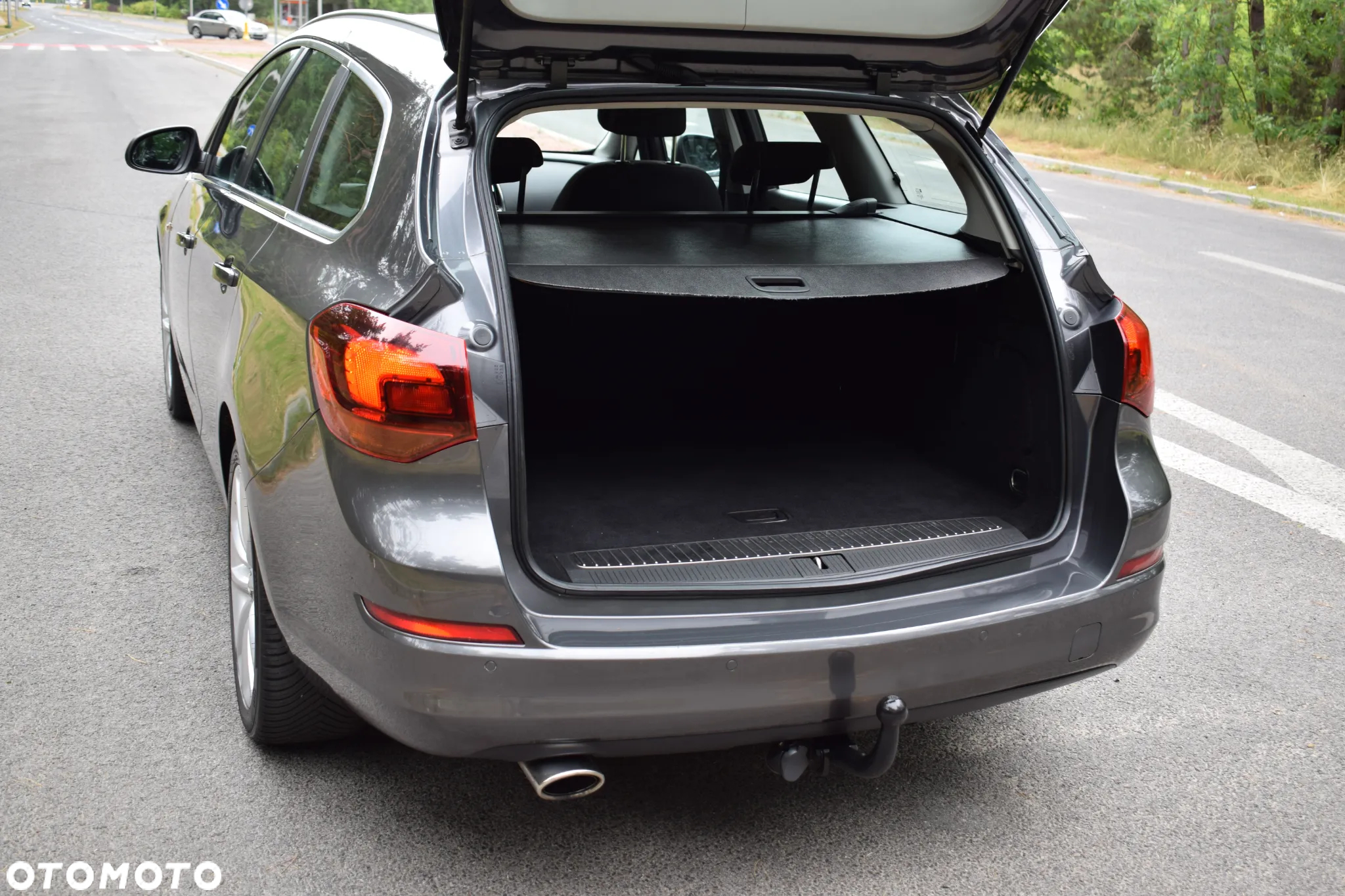 Opel Astra 1.6 Turbo Cosmo - 29