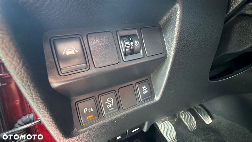 Nissan Qashqai 1.5 dCi DPF 360 - 18