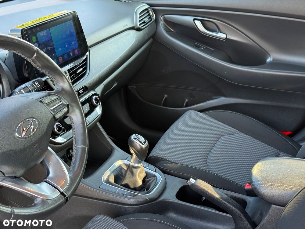Hyundai i30 1.5 DPI Comfort - 10