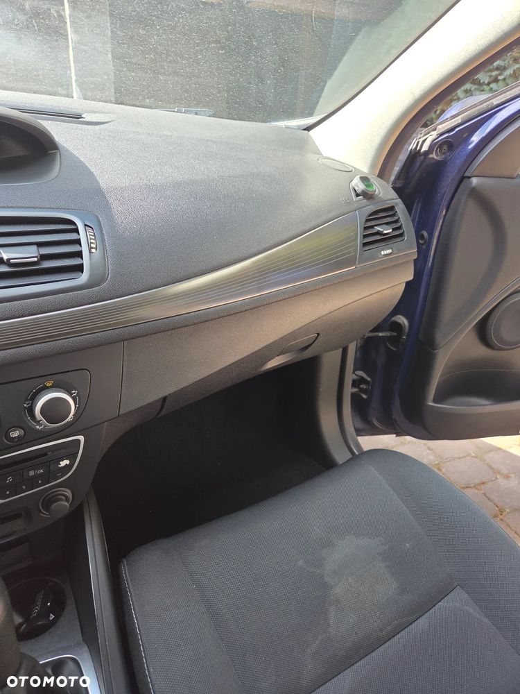 Renault Megane 1.6 16V 100 Authentique - 14