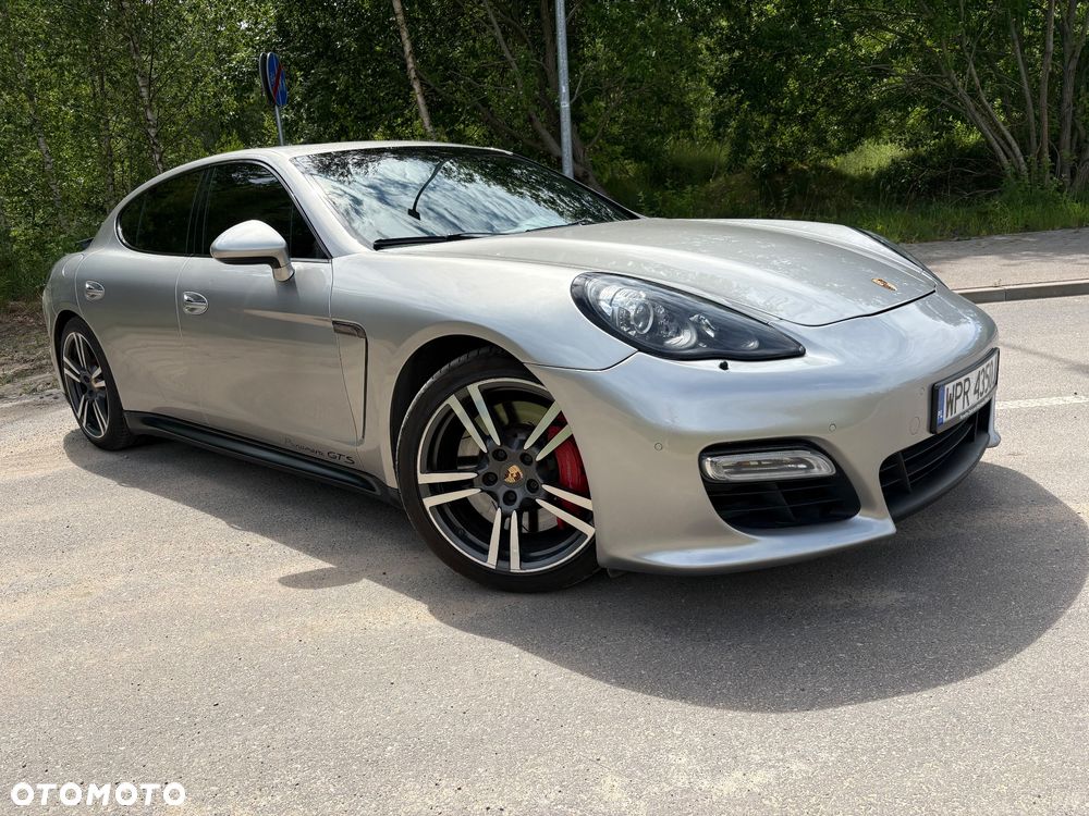 Porsche Panamera GTS - 1