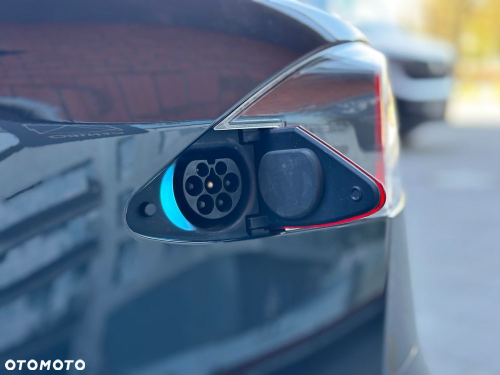 Tesla Model S - 11