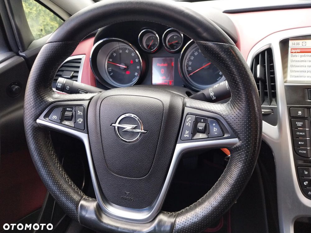 Opel Astra GTC 1.4 Turbo - 25