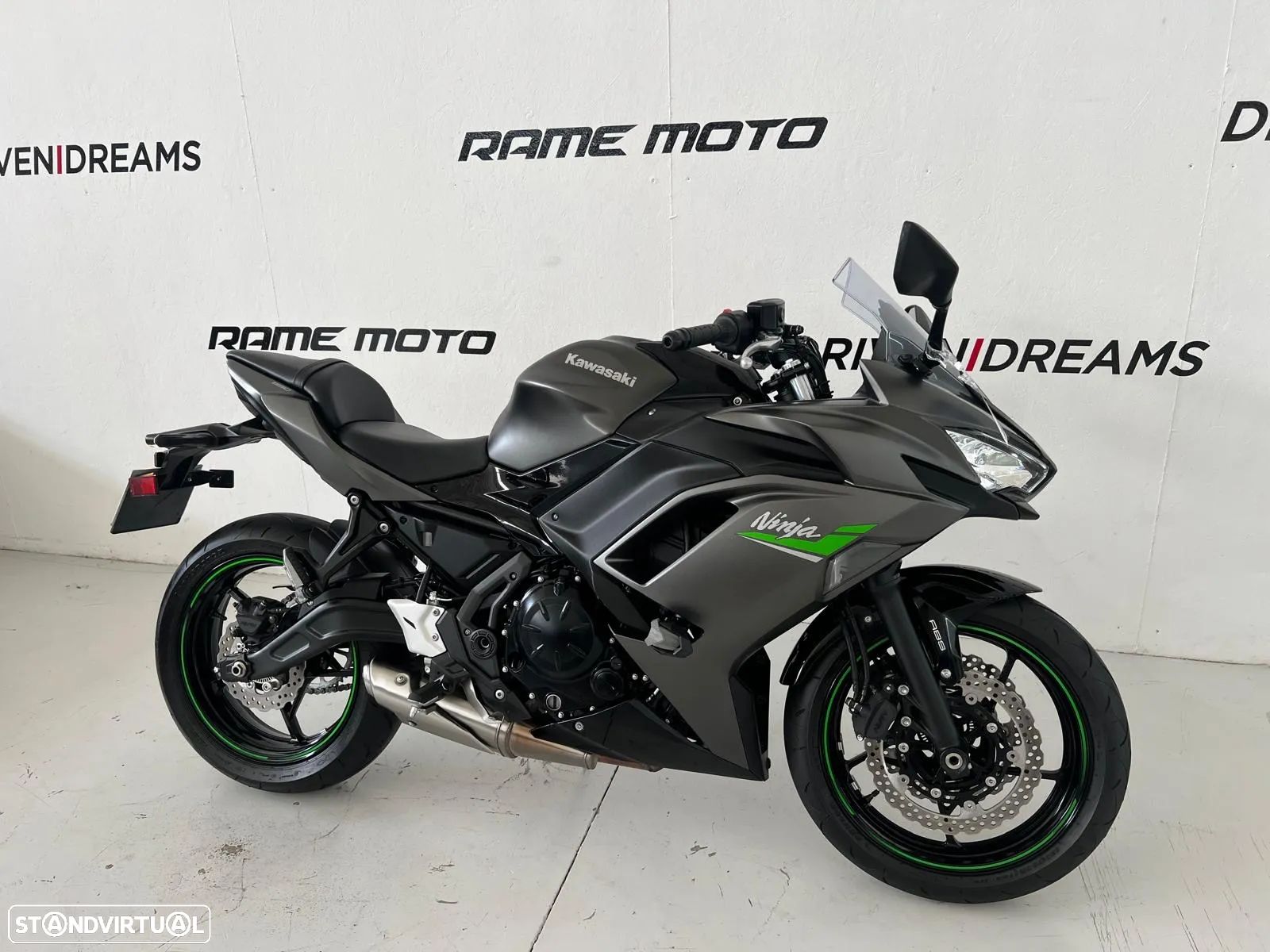 Kawasaki Ninja 650 - 1