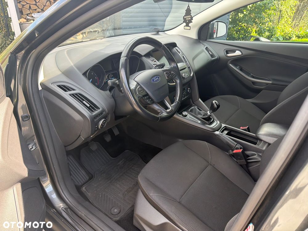 Ford Focus - 6