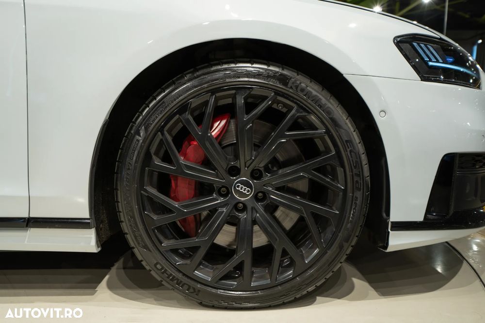 Audi S8 TFSI quattro tiptronic - 13