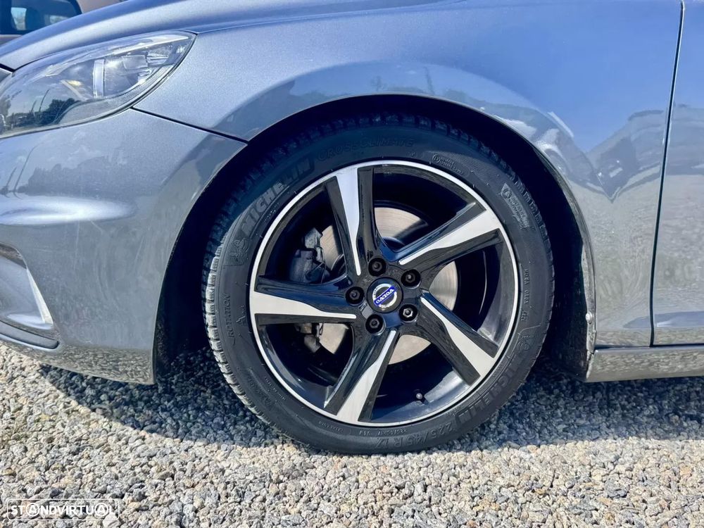 Volvo V40 1.6 D2 R-Design Powershift - 9