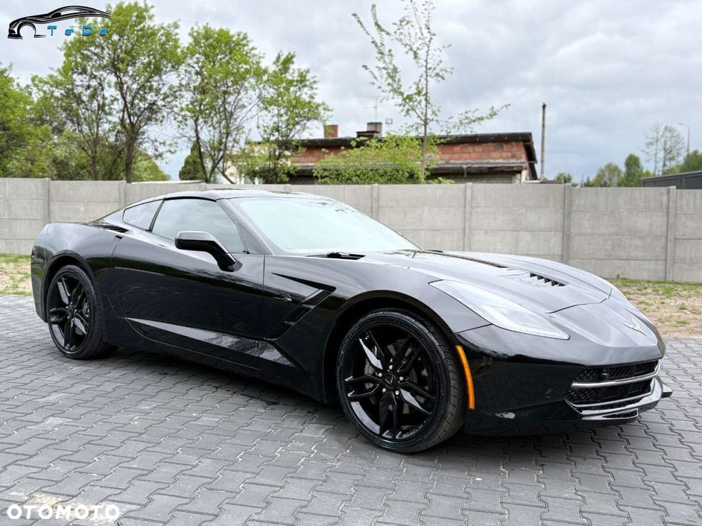 Chevrolet Corvette - 5