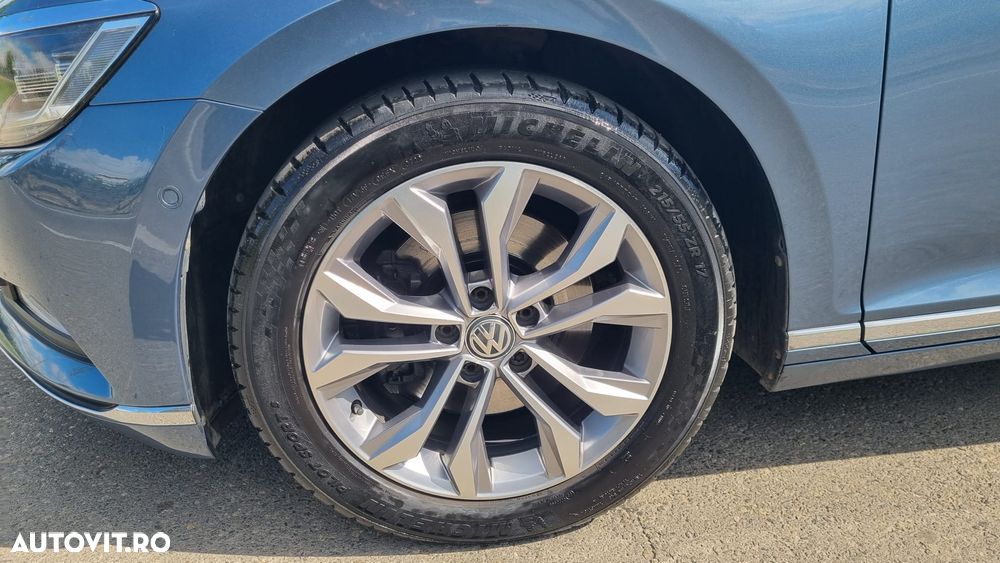 Volkswagen Passat 2.0 TDI DSG Comfortline - 19
