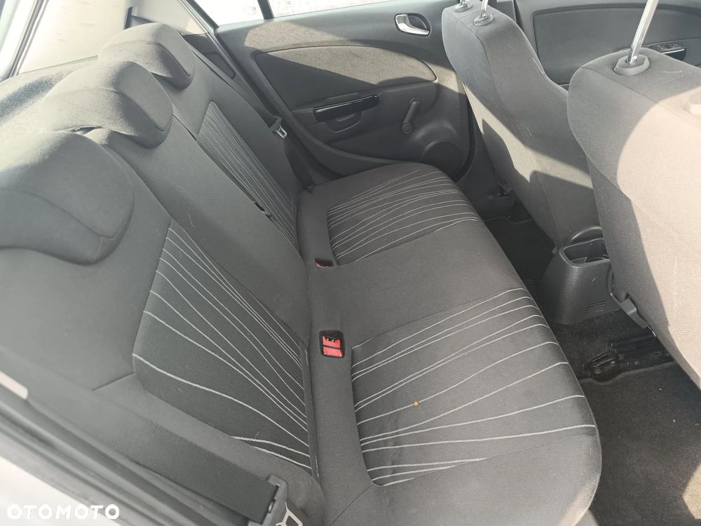 Opel Corsa - 11