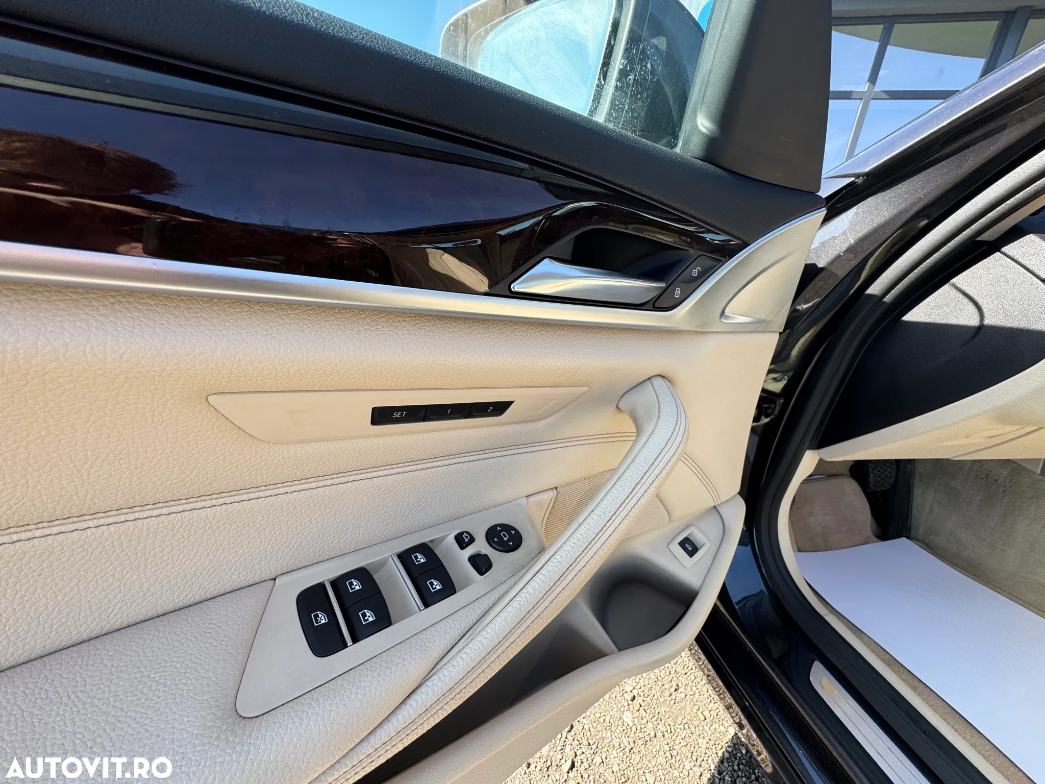 BMW Seria 5 520d xDrive AT - 10