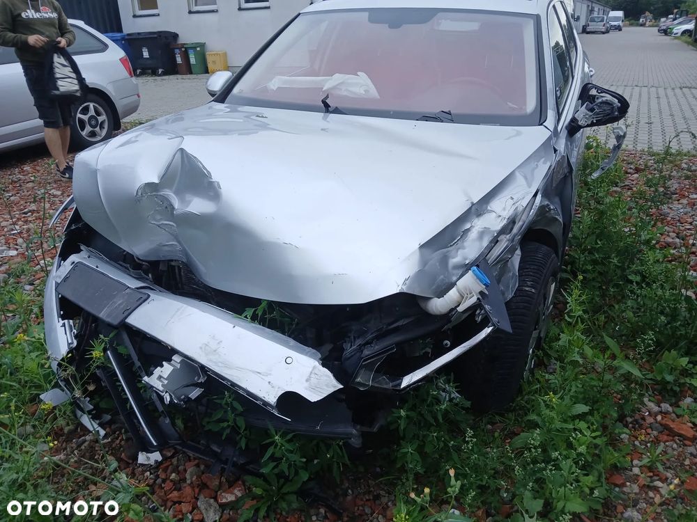 Volkswagen Passat 2.0 TDI SCR Highline DSG - 3