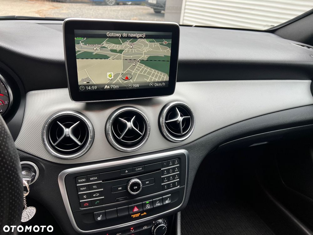 Mercedes-Benz CLA 2016