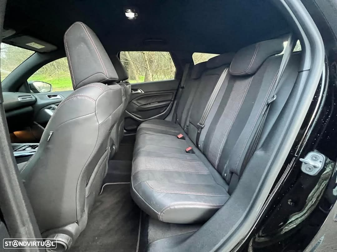 Peugeot 308 SW 1.2 PureTech GT Line EAT6 - 26