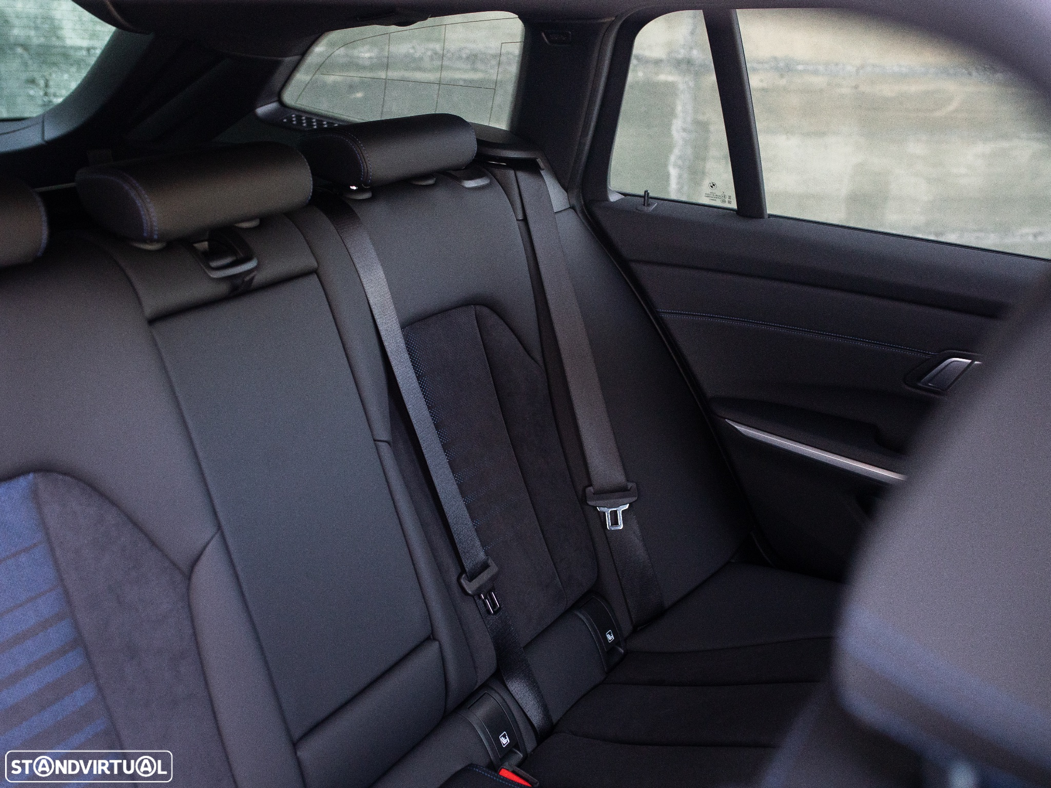 BMW 330 e Touring Pack M Auto - 25