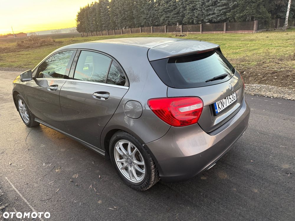 Mercedes-Benz Klasa A 180 CDI (BlueEFFICIENCY) Urban - 33