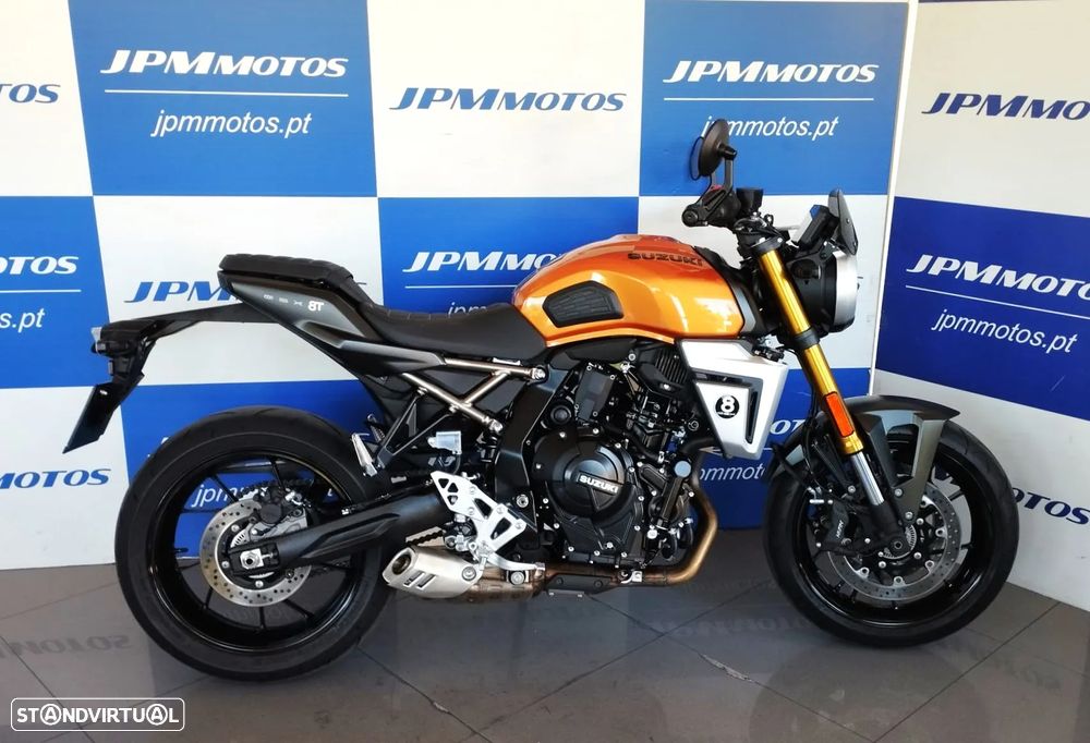 Suzuki GSX 8T - 3