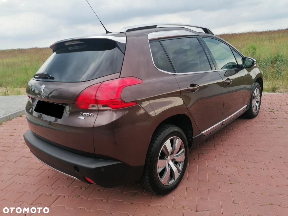 Peugeot 2008 1.6 e-HDi Allure S&S - 7