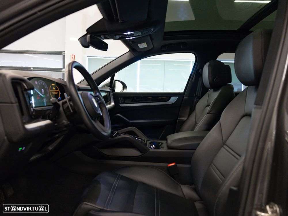 Porsche Cayenne E-Hybrid - 21