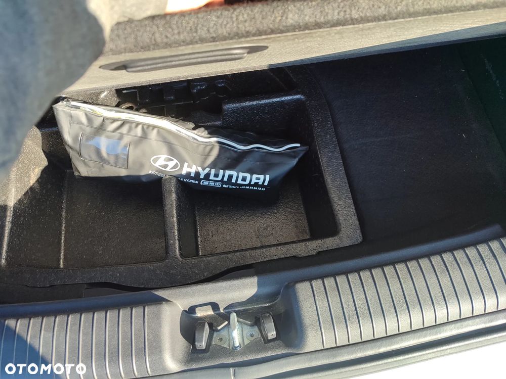 Hyundai ix20 1.4 CRDi blue Comfort - 21